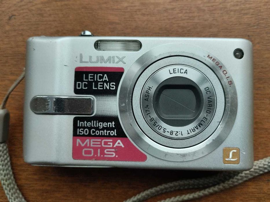 фотоапарат  panasonic lumix dmc fx 10