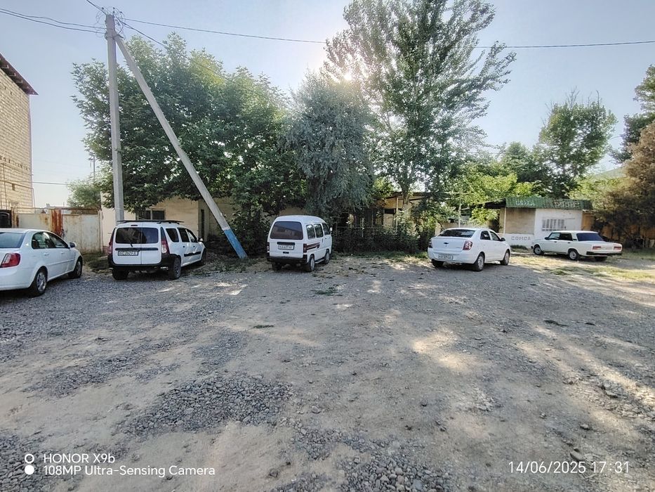 Yer uchaskasi sotiladi