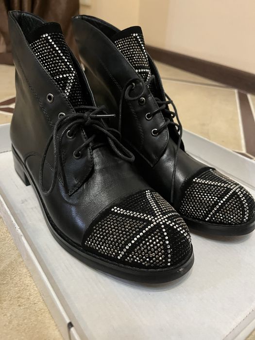 Продам Ботинки Кожаные Демисезонные