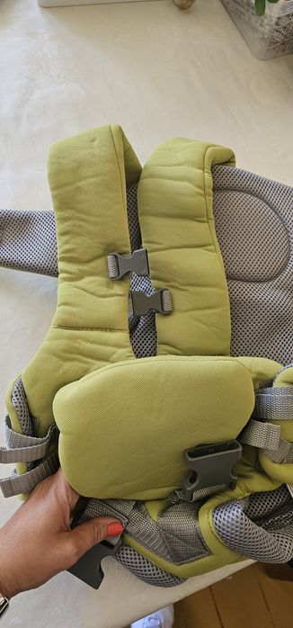 Детско кенгуру...