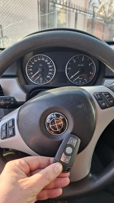 Programare,copiere chei,reparati cheie,chei deblocare mașină