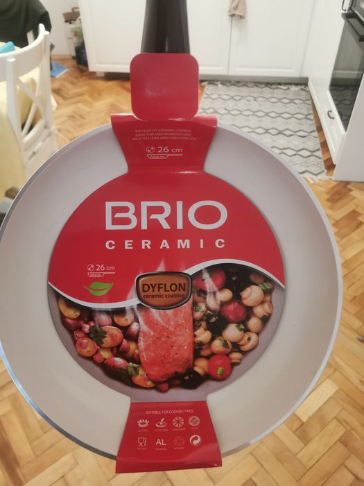 Нов керамичен Тиган висок клас brio + подарък тенджера чаши посуда 26