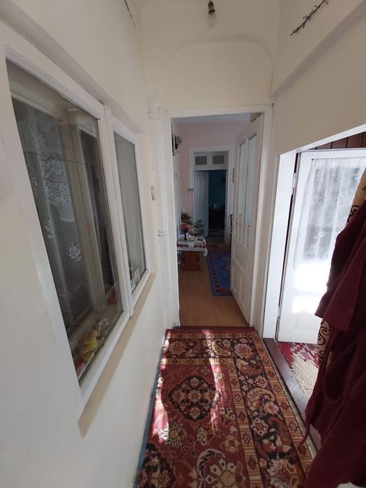 Vând casă Bușteni sau schimb cu apartament în  Busteni