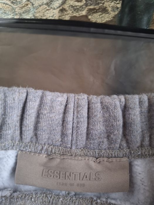 Pantaloni scurti essentials