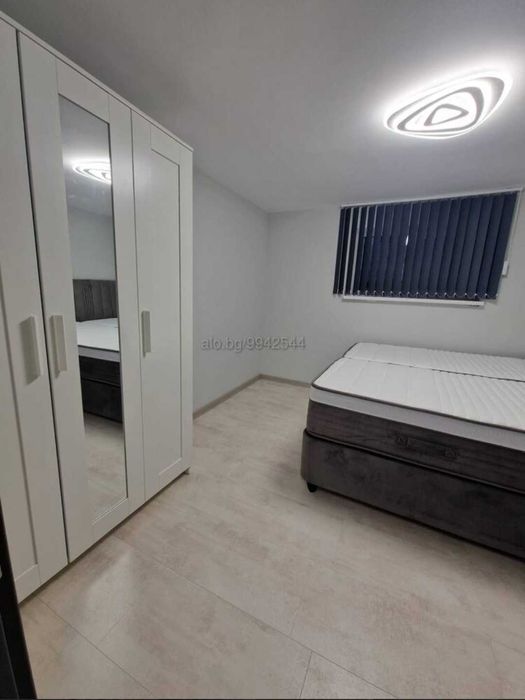 Тристаен новообзаведен апартамент под наем в Аксаково