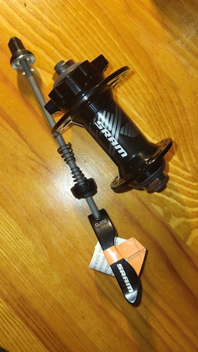 Продам новую втулку Sram