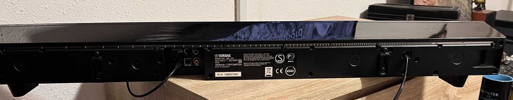 Soundbar Yamaha YAS-101 cu subwoofer integrat