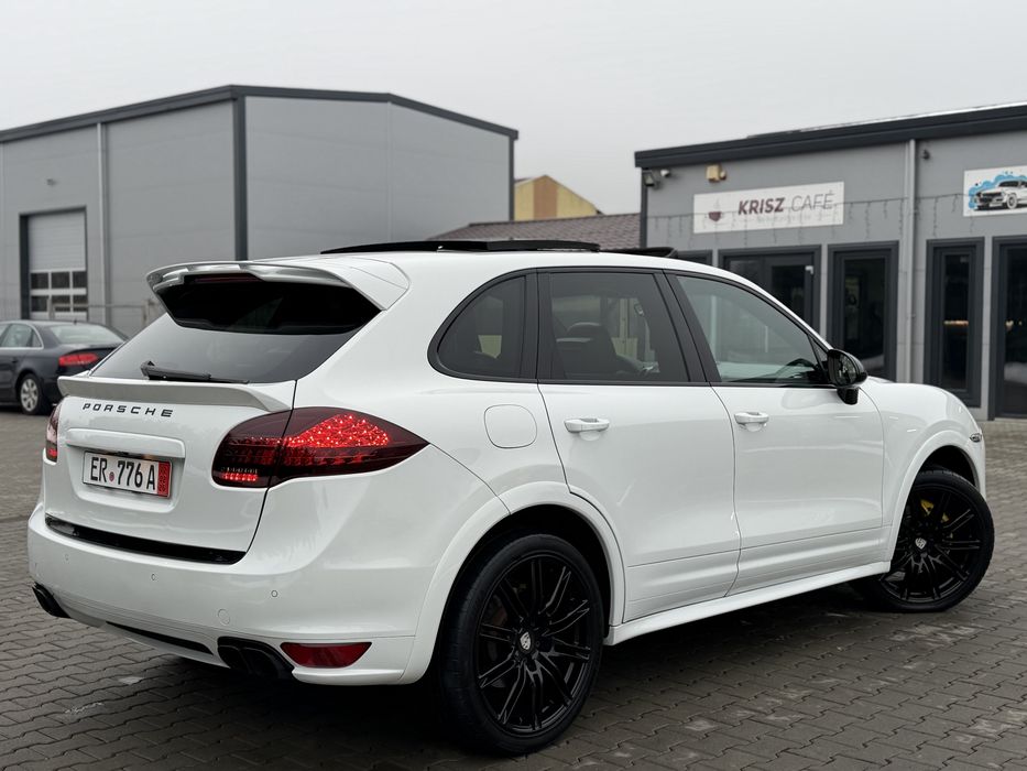 Porsche Cayenne Paket GTS TURBO 3.0D 245 CP 2012 Impecabil