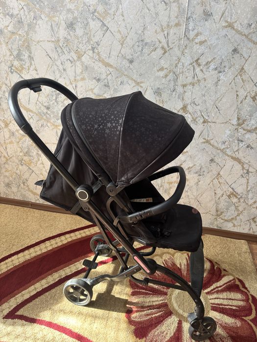 Продам детскую коляску