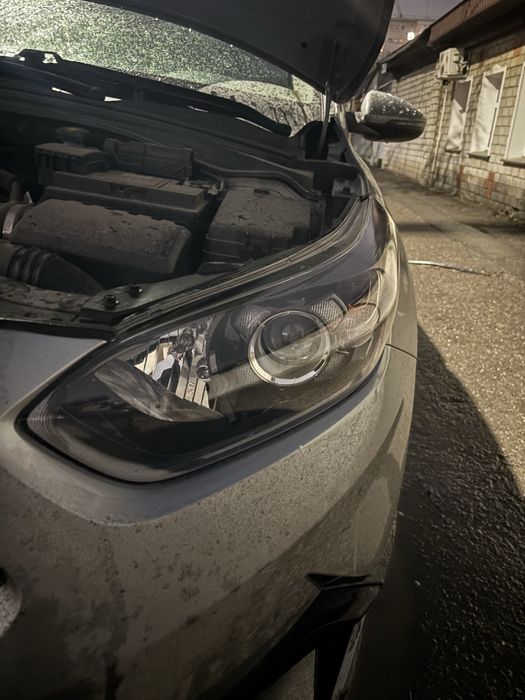 Фара Kia ceed 2023 года