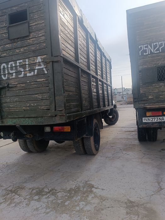 Zil avtomobile sotiladi