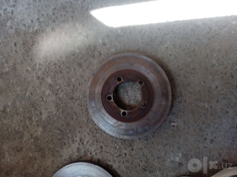 Kia bongo aporni disk sotiladi