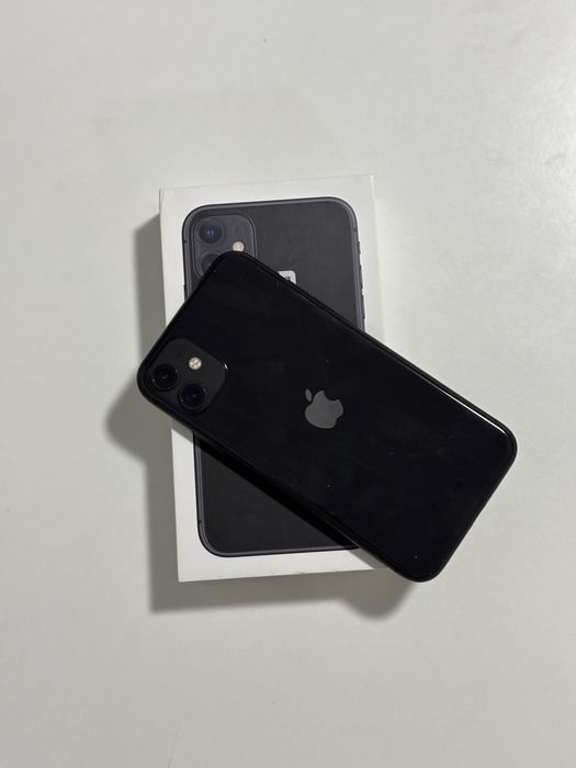 Iphone 11 64 GB negru