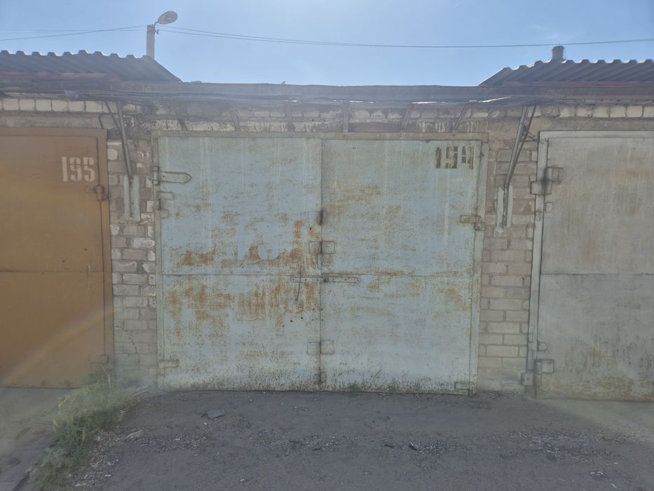 Продам гараж район топографический