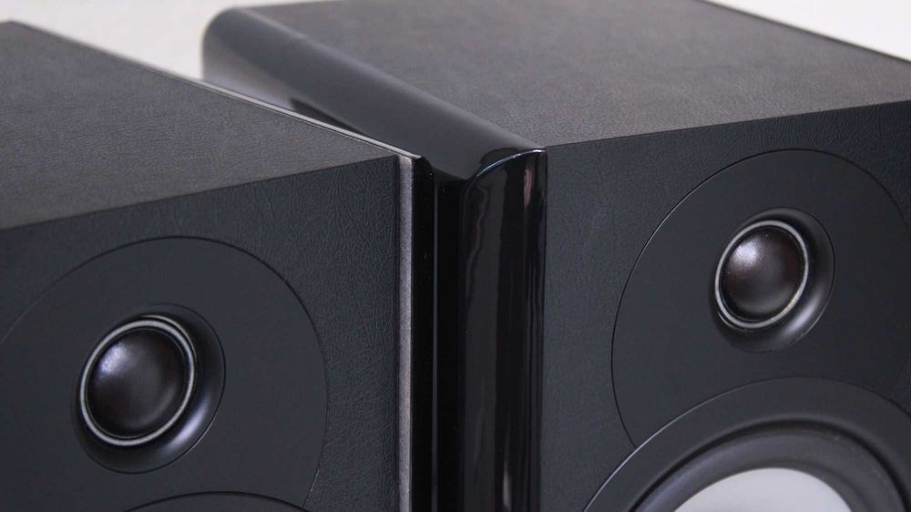 Boxe raft Boston A25(2x100W,8Ohm).