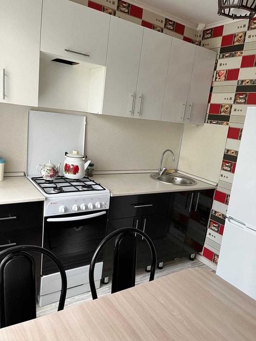 1-комнатная с ремонтом, маг. Мандарин