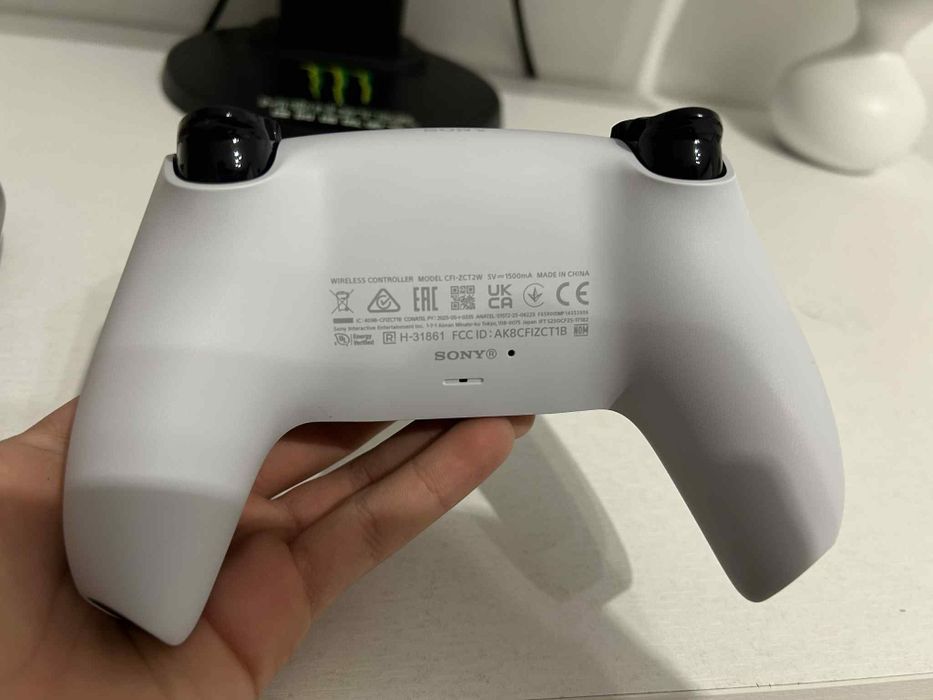 Контролер PS5 джойстик