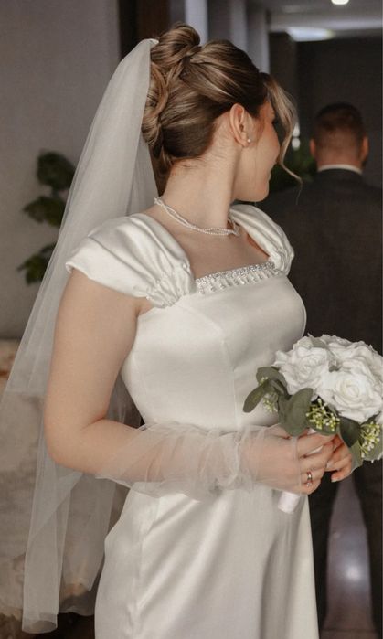 Свадебное платье видоизменённое эксклюзивно