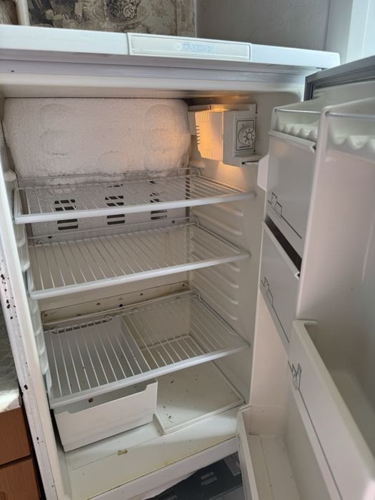 Продам  холодильник рабочий