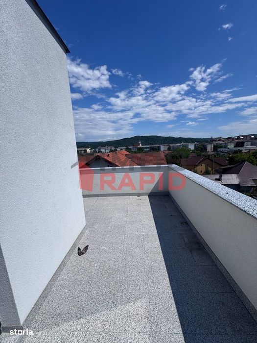 Penthouse de vânzare 85 mp utili+80 mp terasă str. Horea