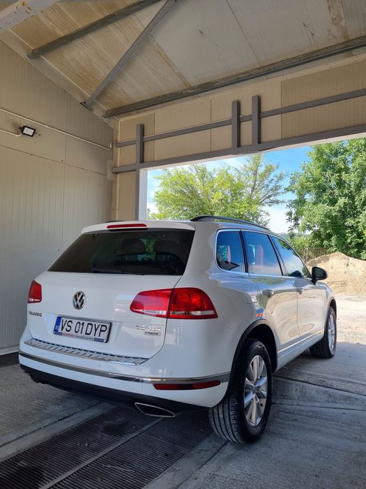 VOLKSWAGEN Touareg 2017 — imagine 3
