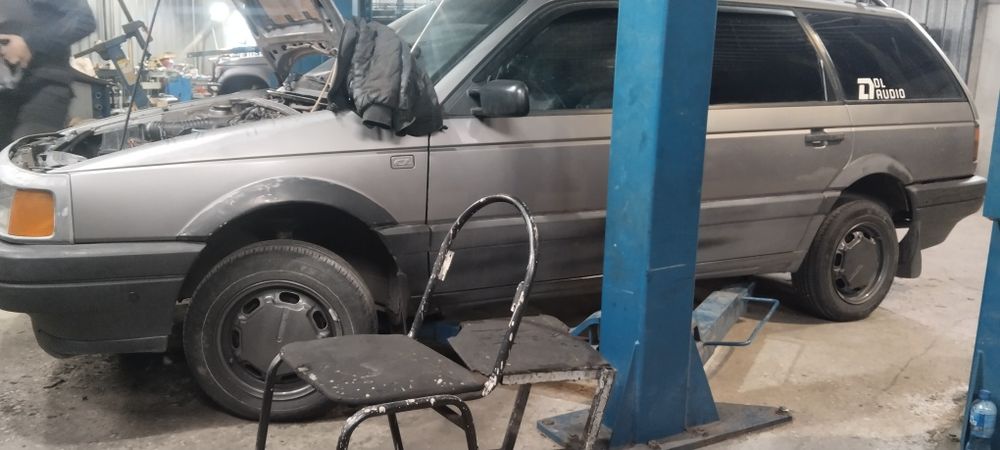 Продам пасат б3 90год