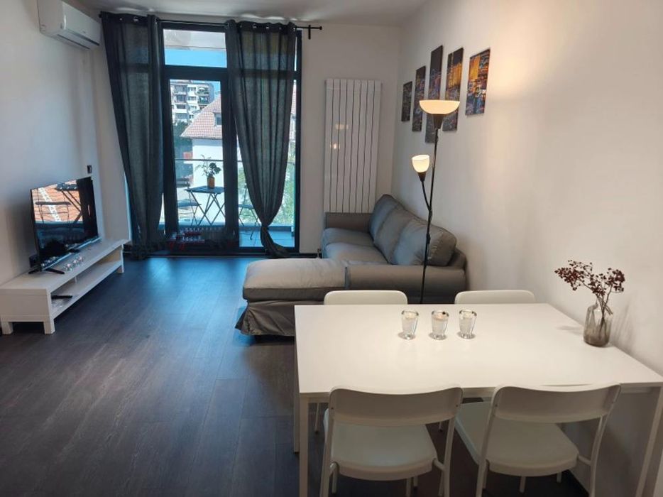 Дава се под наем Двустаен апартамент в София, Бъкстон - 63 кв.м за 790 € - Снимка #1