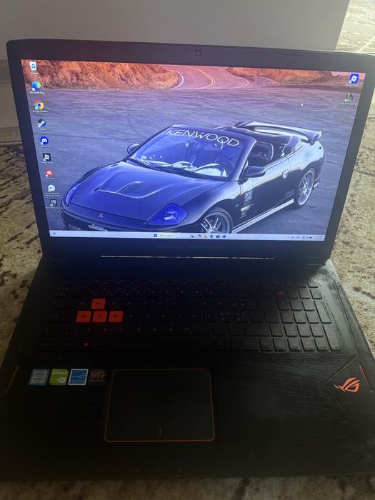 Лаптоп Asus Core Intel 7