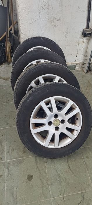 Джанти хонда 15 4х100 с гуми