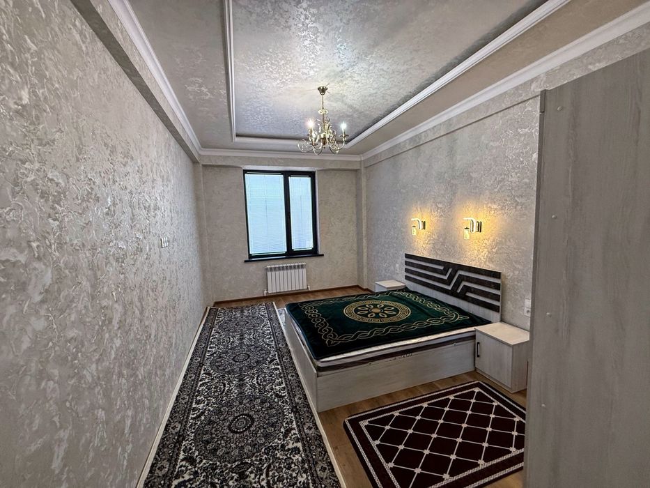 Сергели  янги массив квартира ижарага берилади 
 Лифт, тўлиқ мебел, ис