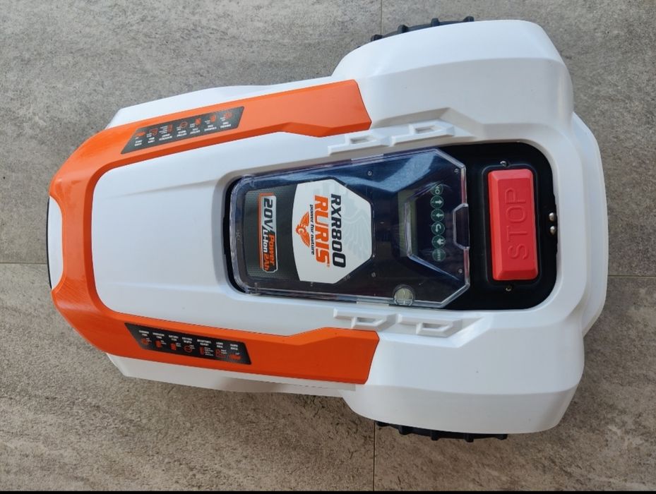 Robot de tuns gazonul Ruris RXR800
