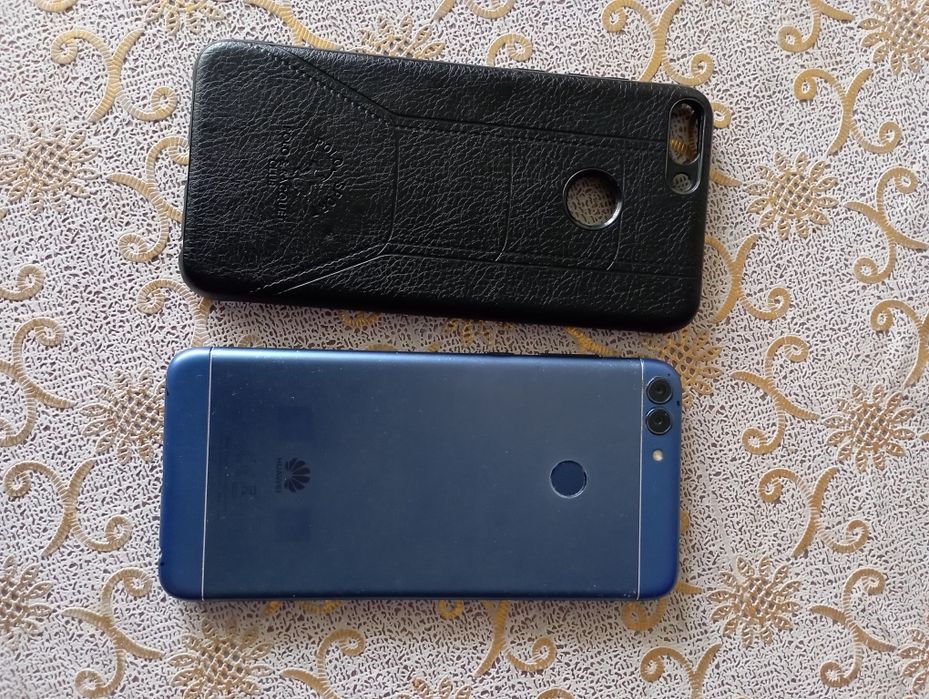 Смартфон телефон Huawei