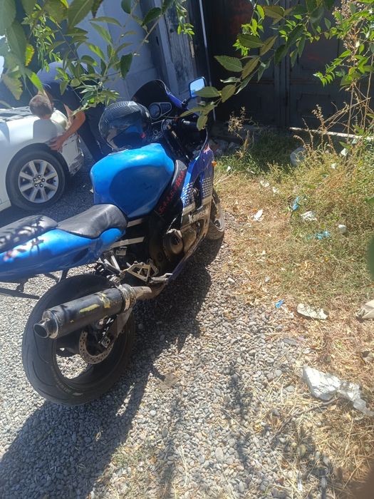 Kawasaki zx9r ninja