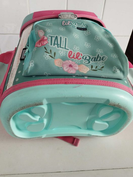 Всекидневна раница и за майки с бебета.