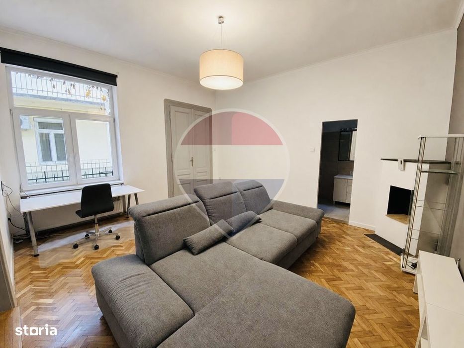 Apartament cu 2 camere de vânzare în zona Centrală