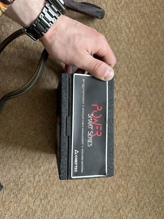 Захранване Chieftec 1000W GPS-1000C Power Smart – мощно геймърско PSU