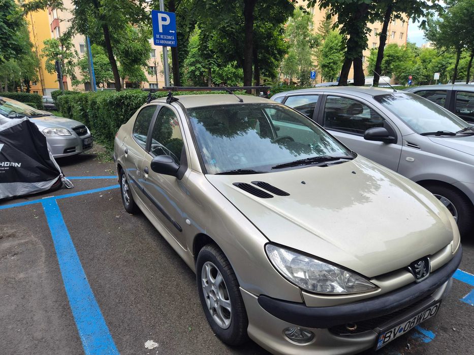 PEUGEOT 206