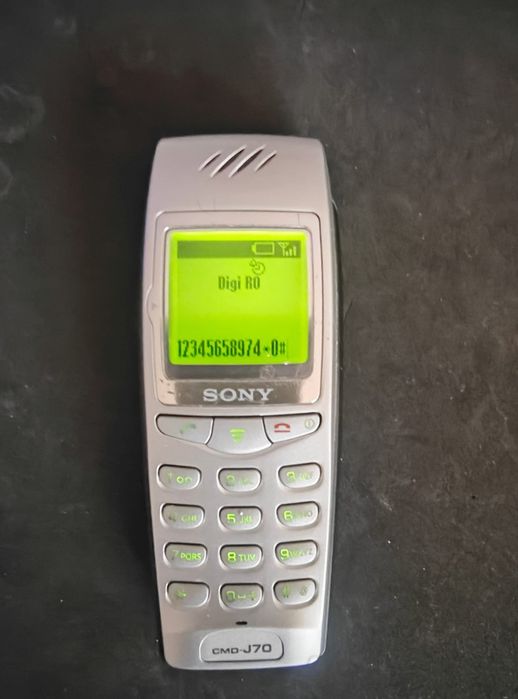 Sony CMD j70 ( unlocked)