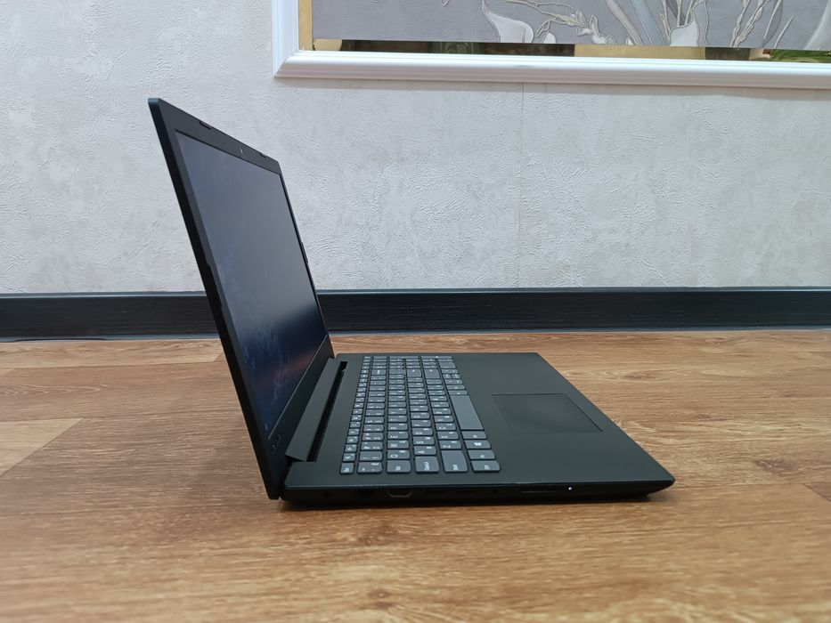НОУТБУК Lenovo V145 Windows 10.