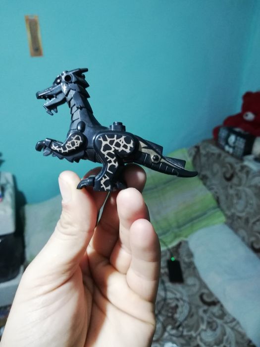 Figurina lego dragon