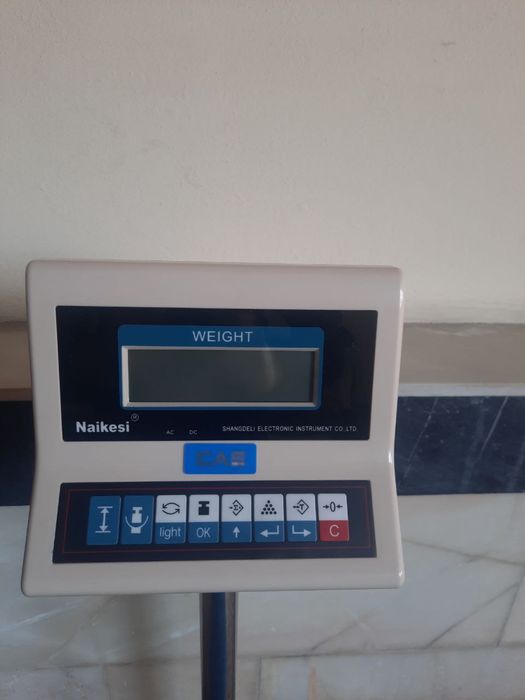 Весы напольные 150 300 KG TWH Series