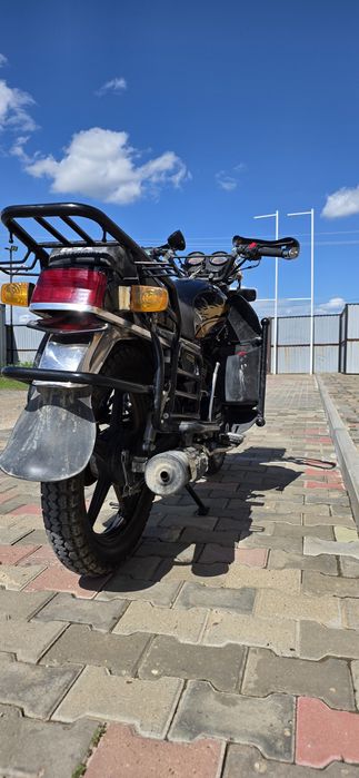Мотоцикл Suzuki 200