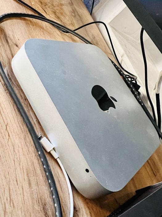 Mac mini late 2012 с монитором 27дюм игровой