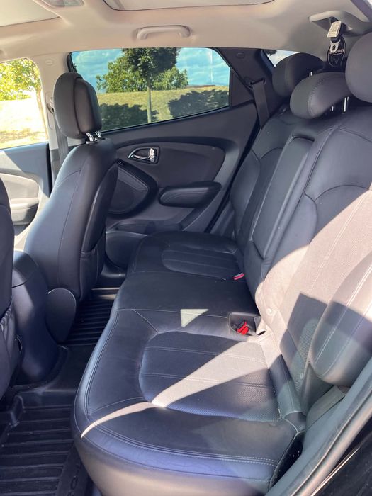 Hyundai ix35 2.0 CRDi 4x4 Automată | 2012 | Piele | Panoramic