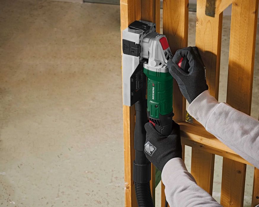 Freza pentru lac si vopsea PARKSIDE PLF 720 A1,