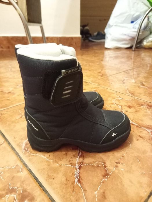 Cizme din dechatlon băieței