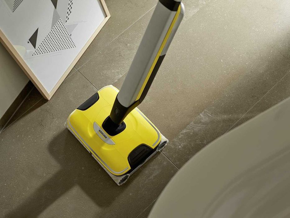 Подочистачка, Безжична машина за почистване подове KARCHER FC 7, IPX4