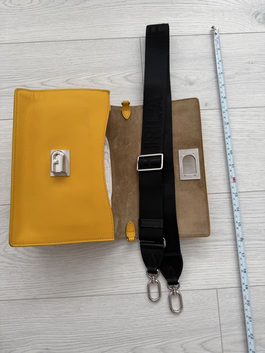 Оригинална чанта Furla