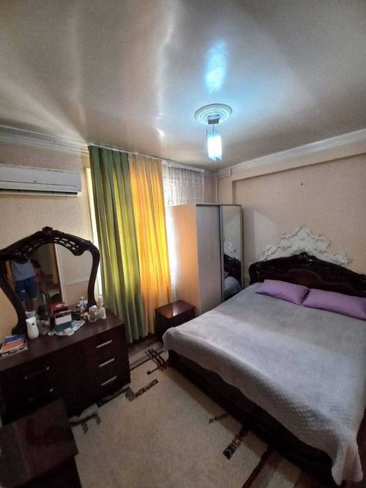 Chorsu markazidan uy