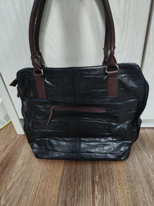 Сумка черная продам